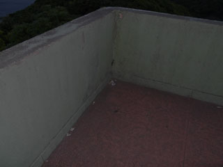 官軍塚
